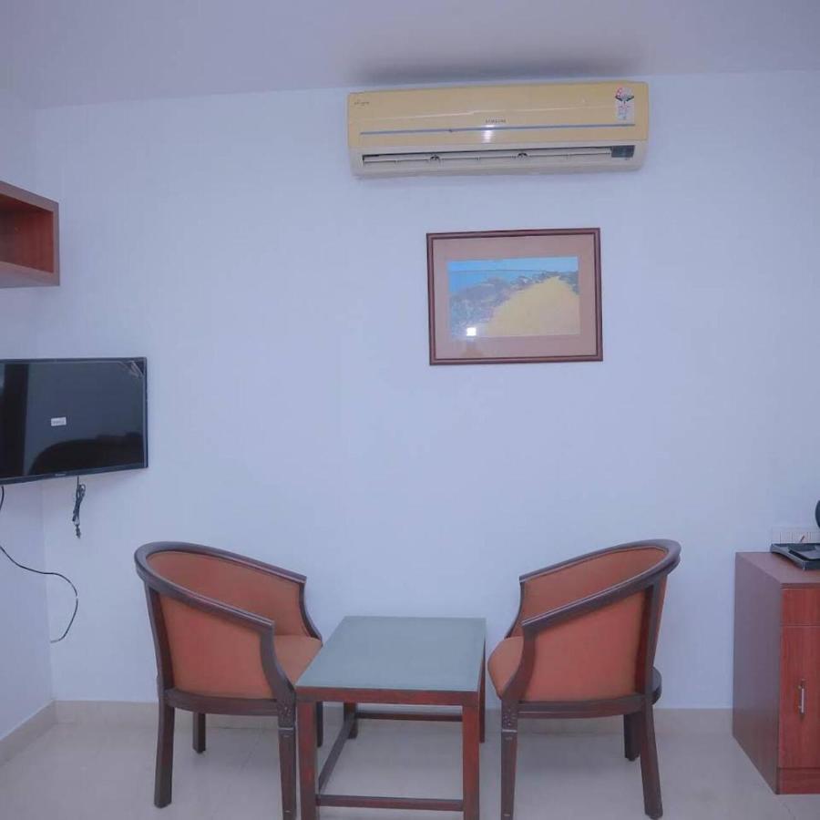 Redbell Suites Malapuram 马拉普兰 外观 照片