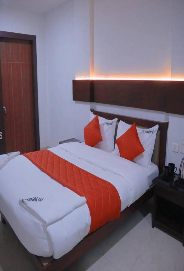 Redbell Suites Malapuram 马拉普兰 外观 照片