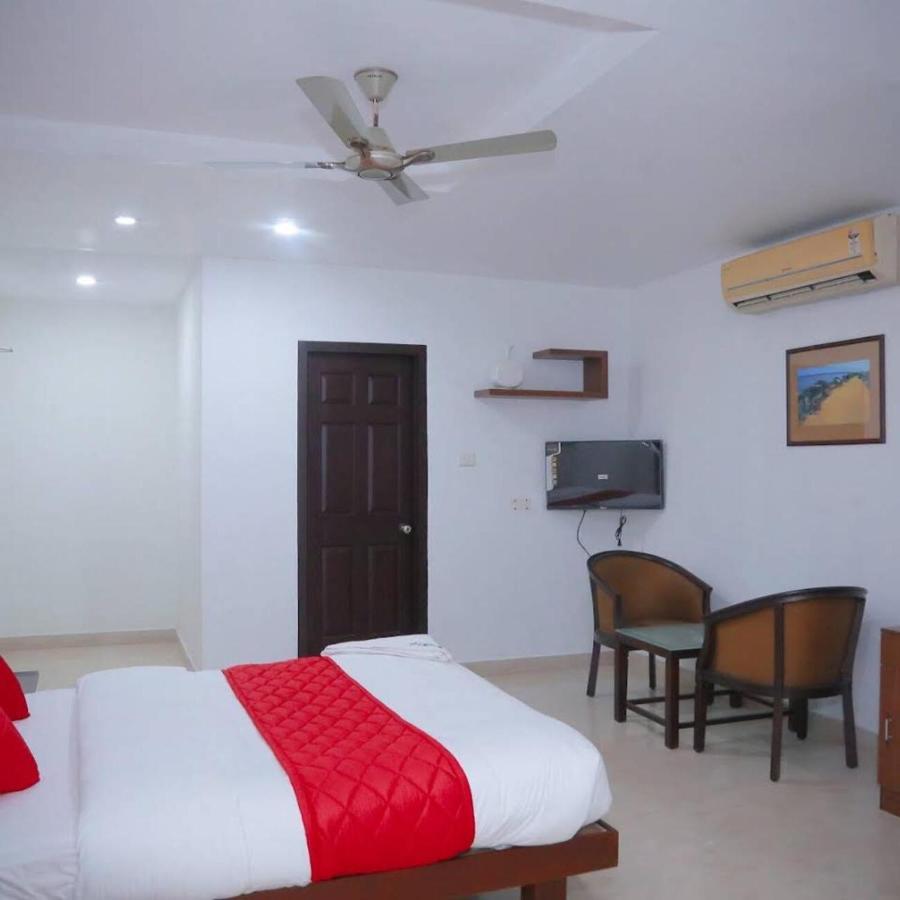 Redbell Suites Malapuram 马拉普兰 外观 照片